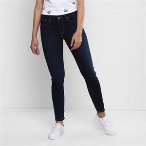 Levi’s 711 Skinny Jean